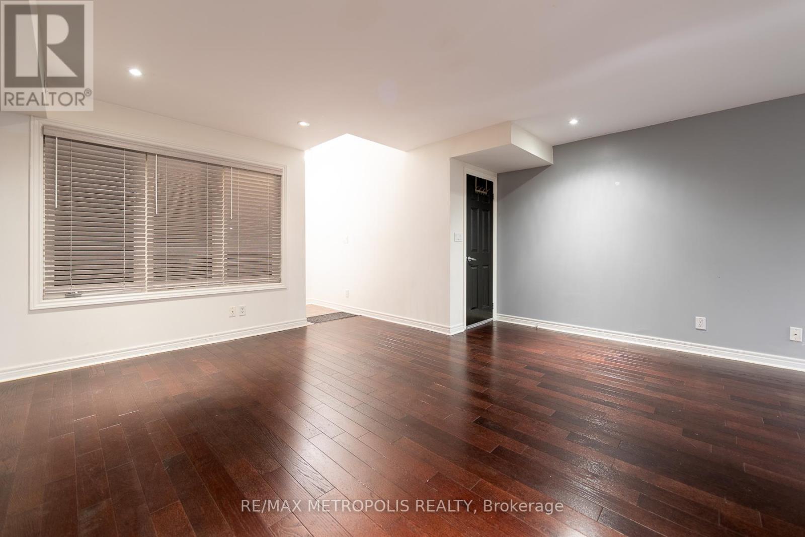 102 - 128 Aerodrome Crescent, Toronto, Ontario  M4G 4J2 - Photo 8 - C13167744