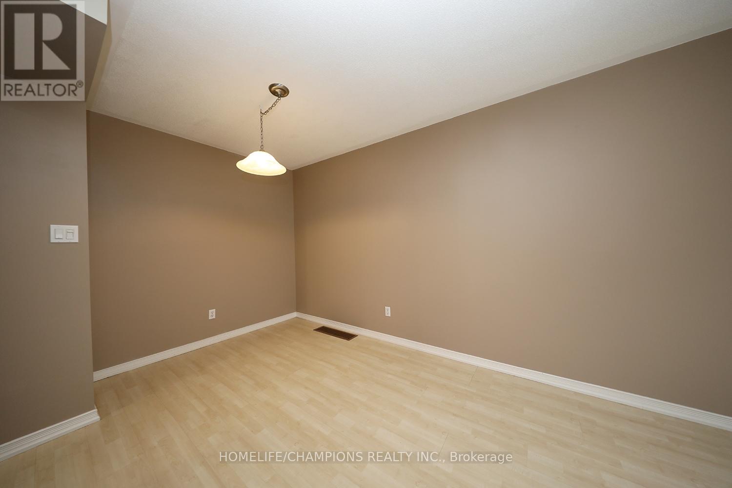 39 - 1775 Valley Farm Road, Pickering, Ontario  L1V 7J9 - Photo 5 - E13167746