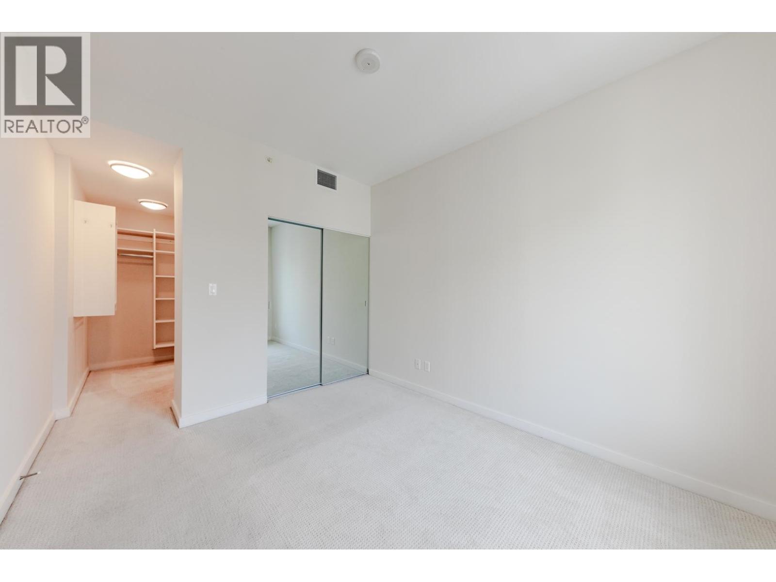 914 8628 Hazelbridge Way, Richmond, British Columbia  V7A 3M3 - Photo 10 - R3127241