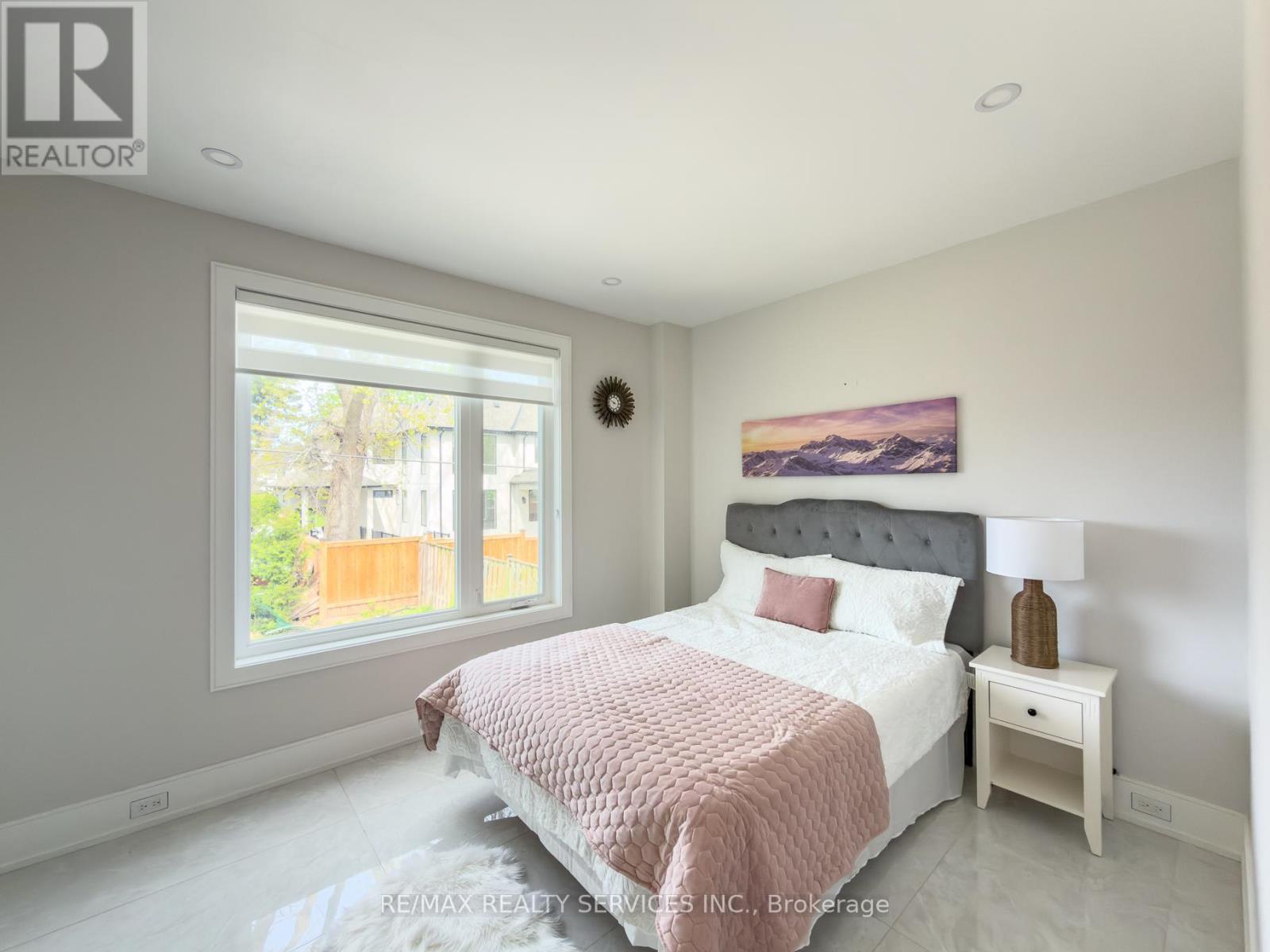 519 Third Line, Oakville, Ontario  L6L 4A8 - Photo 20 - W13167750