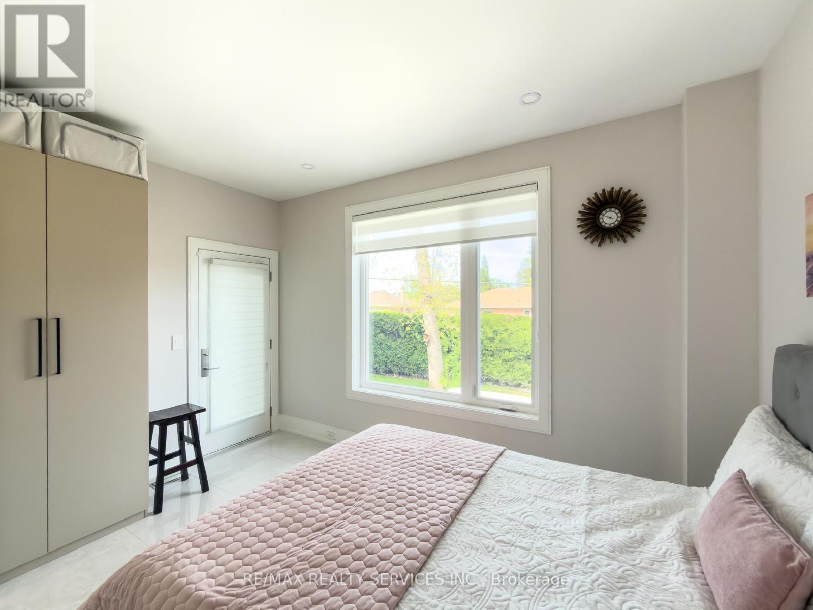 519 Third Line, Oakville, Ontario  L6L 4A8 - Photo 21 - W13167750