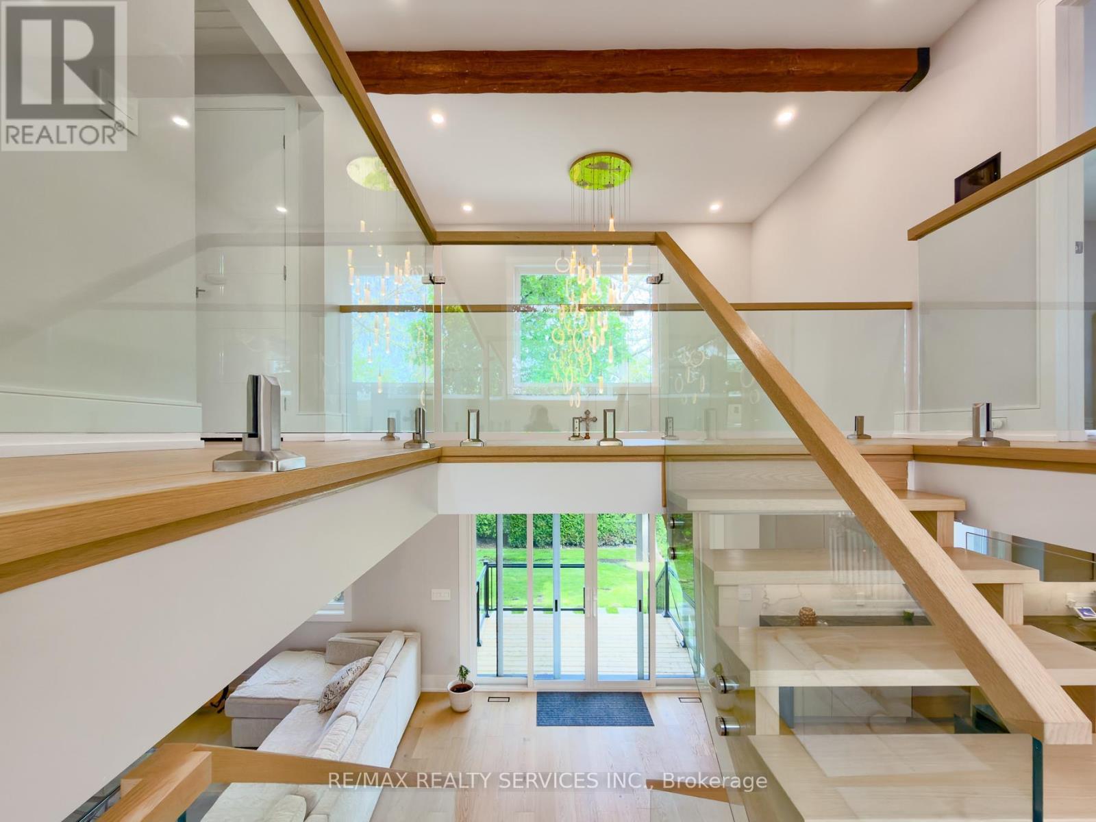 519 Third Line, Oakville, Ontario  L6L 4A8 - Photo 24 - W13167750