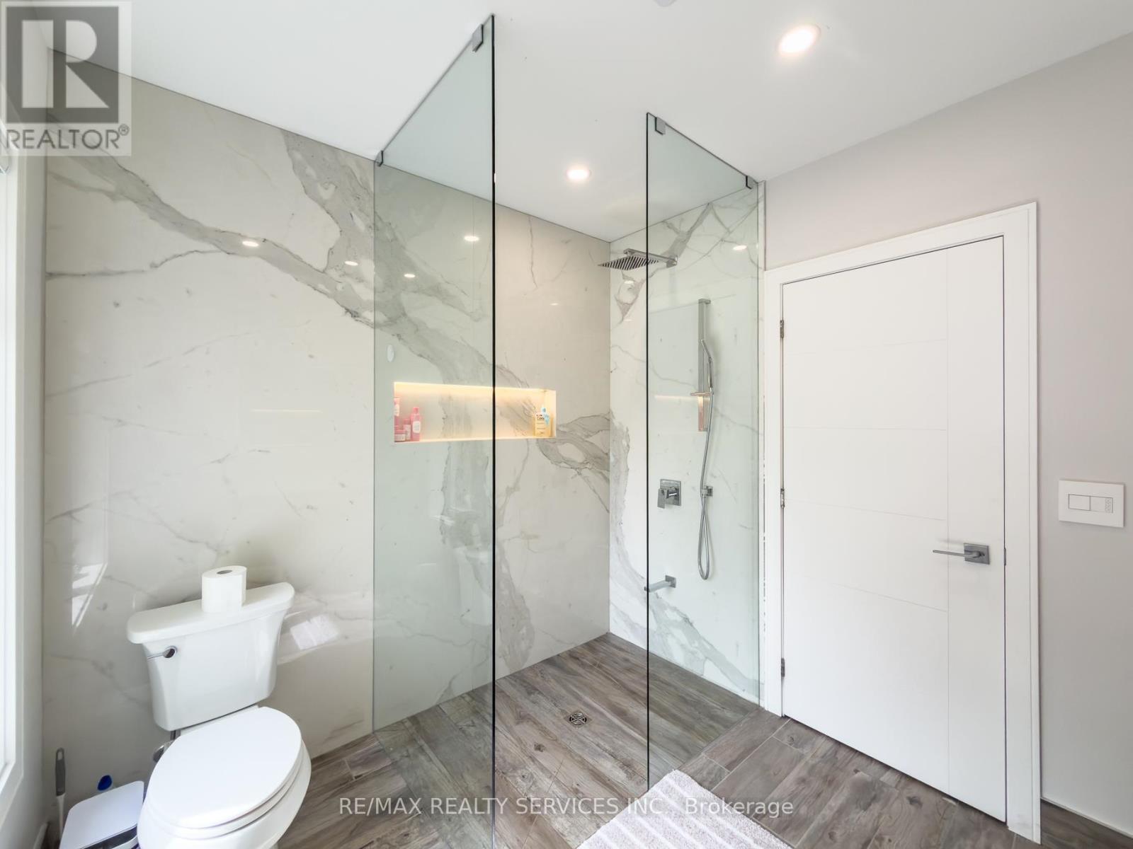 519 Third Line, Oakville, Ontario  L6L 4A8 - Photo 33 - W13167750