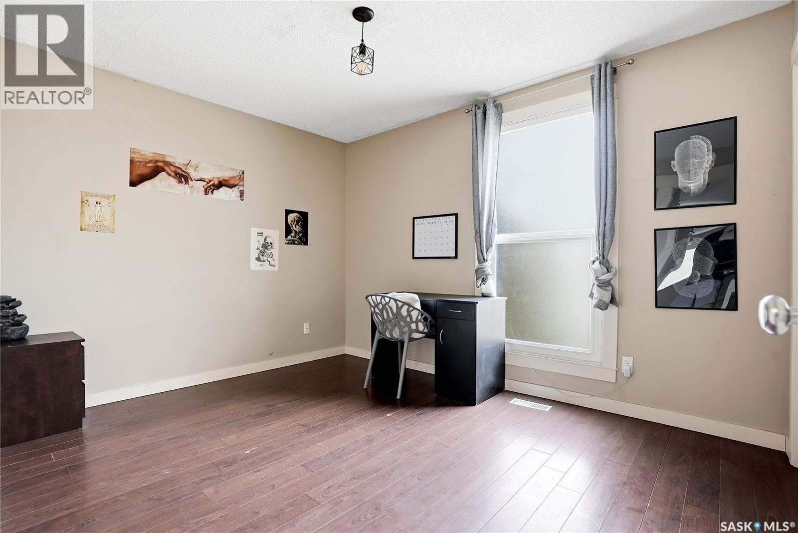405 St Laurent Crescent, Saskatoon, Saskatchewan  S7L 4X3 - Photo 21 - SK036948