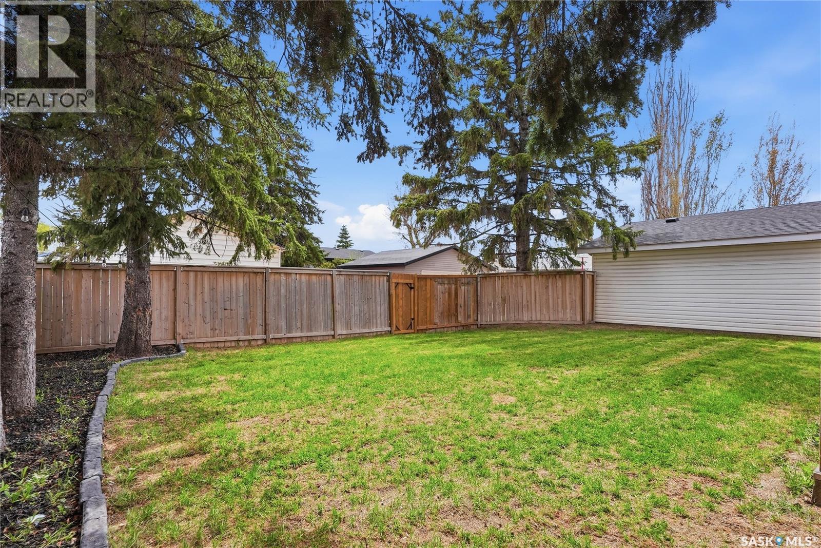 405 St Laurent Crescent, Saskatoon, Saskatchewan  S7L 4X3 - Photo 43 - SK036948