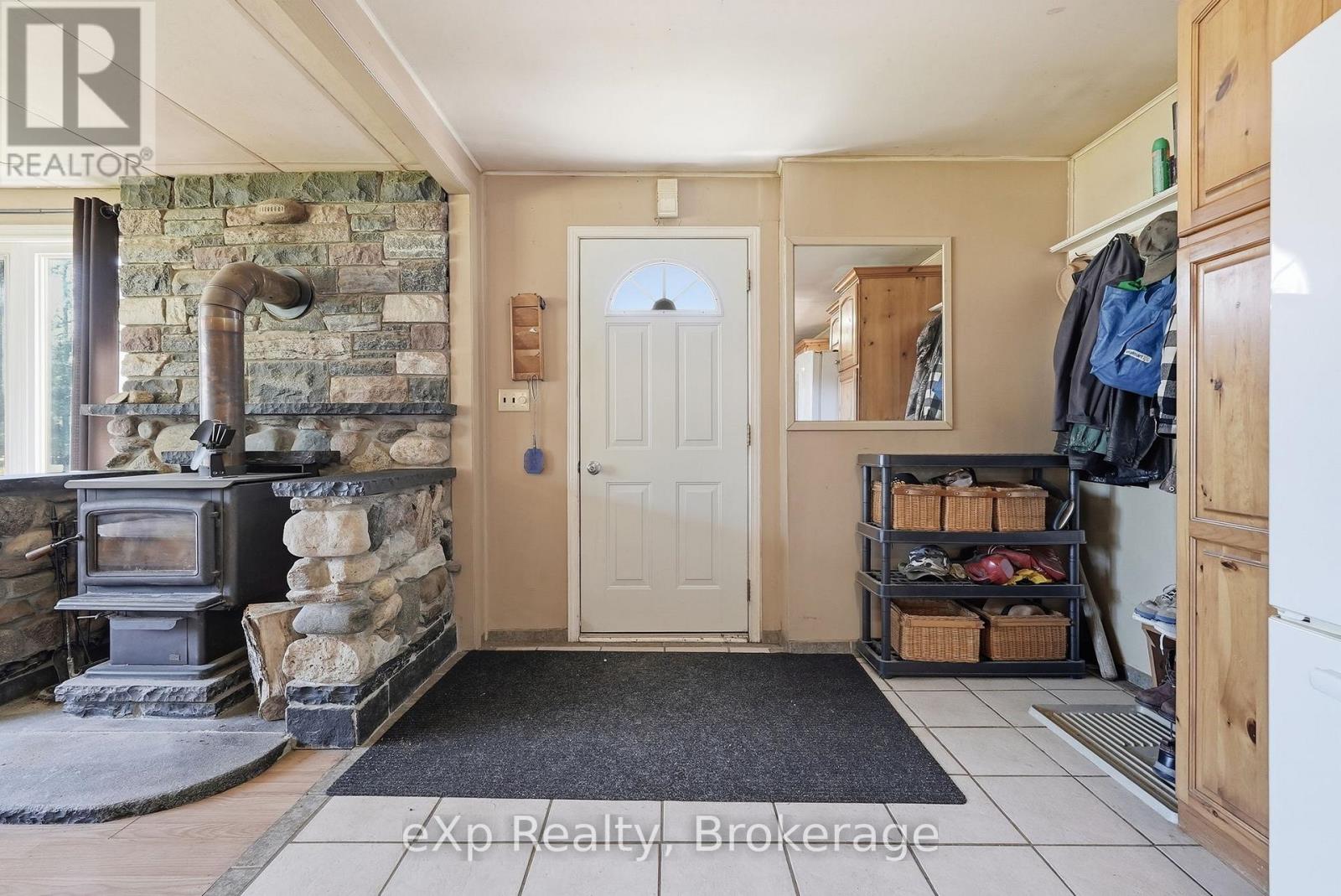 174364 Mulock Road, West Grey, Ontario  N0G 1S0 - Photo 7 - X13167074