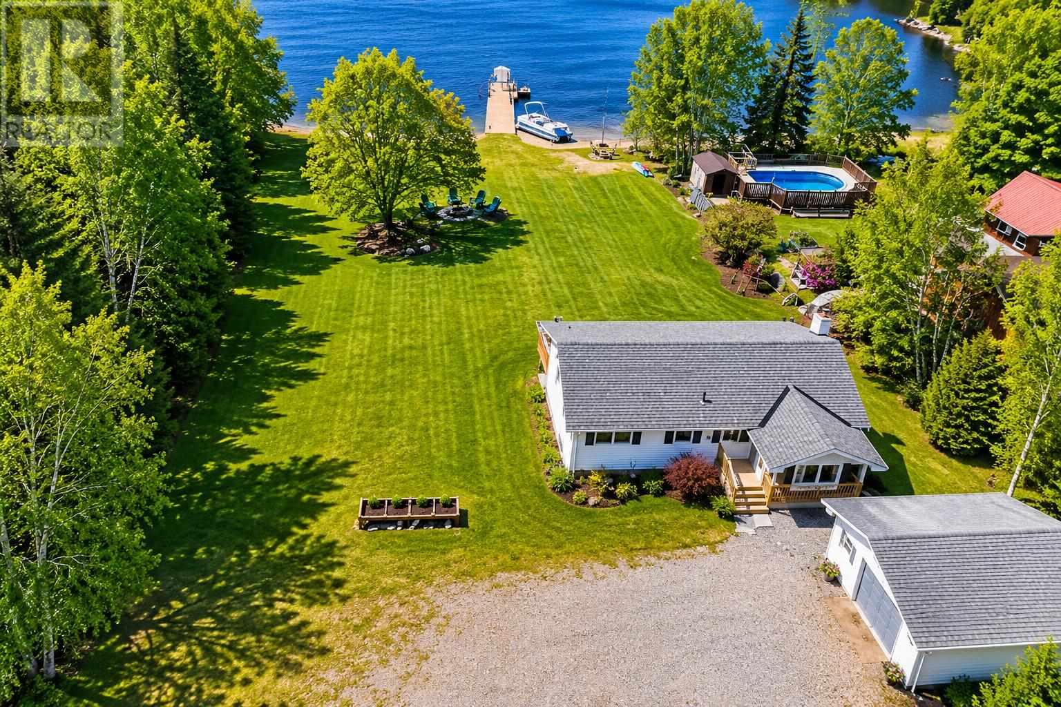 22 Catfish Rd, Wawa, Ontario  P0S 1K0 - Photo 1 - SM261109