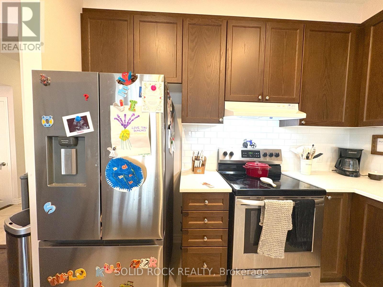 719 Derreen Avenue, Ottawa, Ontario K2S 2Y9 - Photo 14 - X13167762