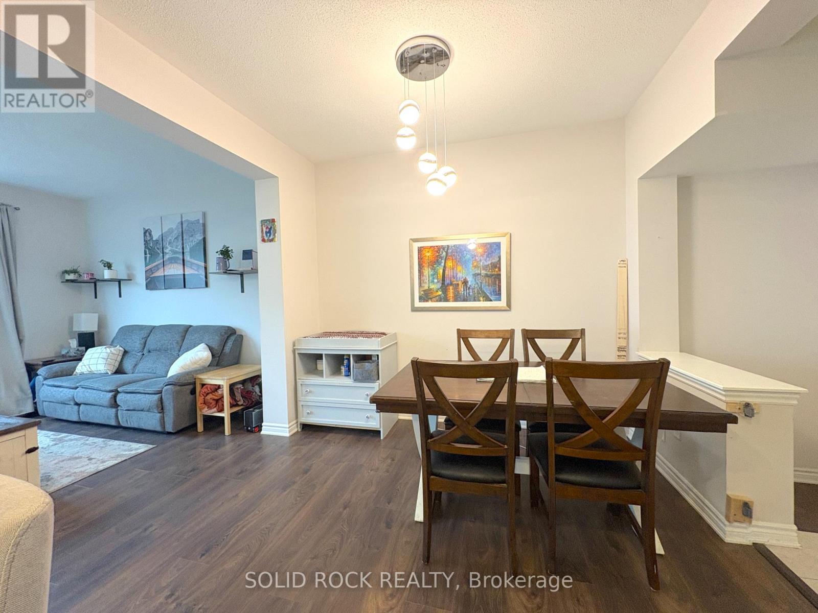 719 Derreen Avenue, Ottawa, Ontario K2S 2Y9 - Photo 15 - X13167762