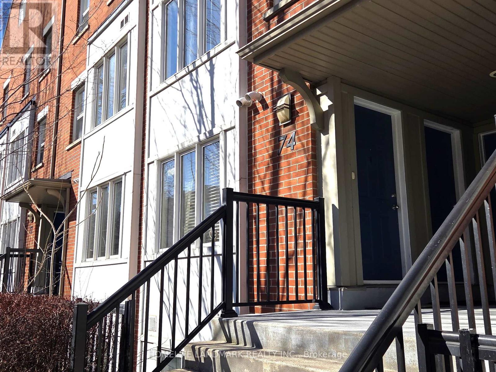 2 - 74 MUNRO STREET, Toronto, Ontario