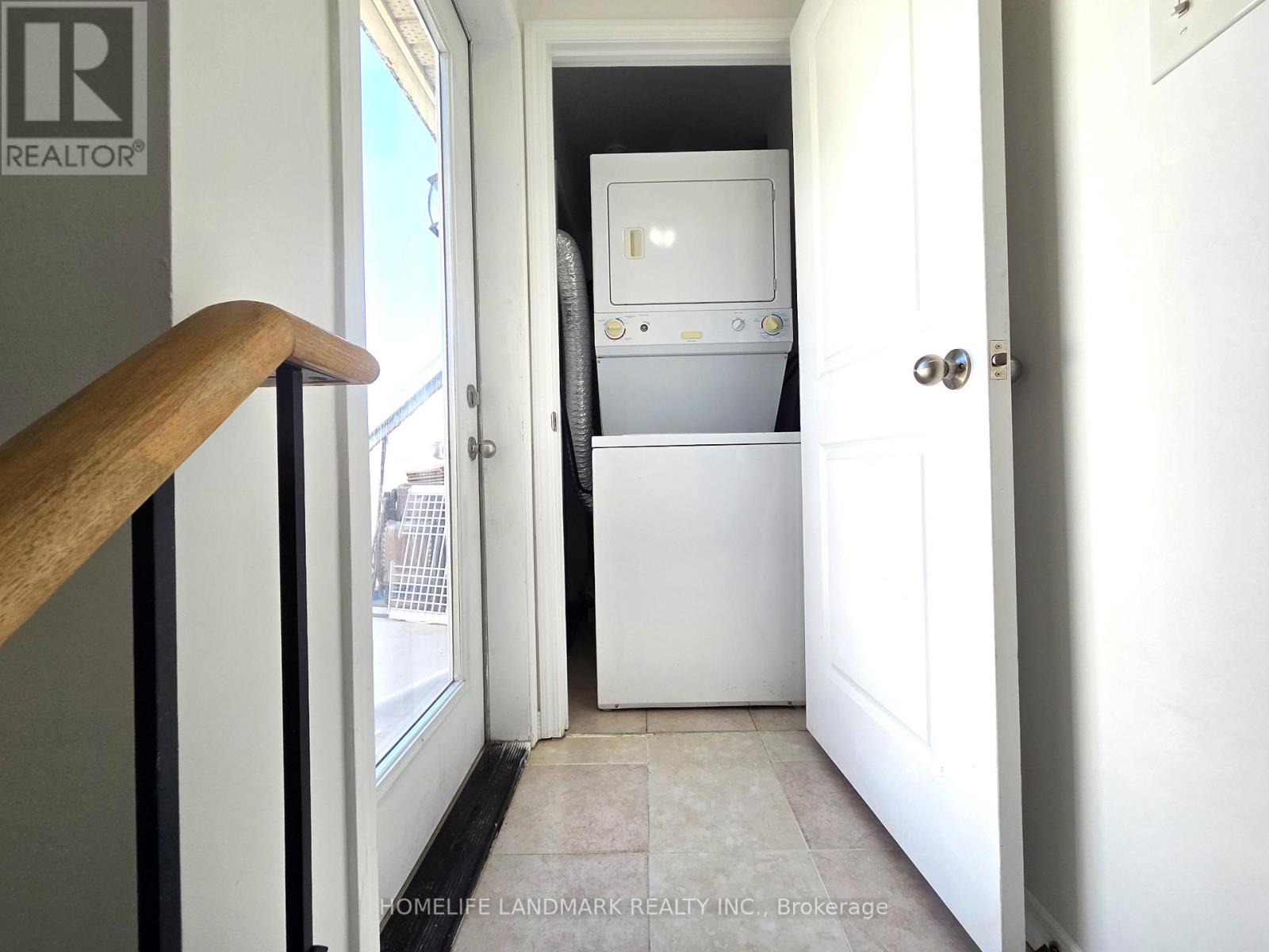 2 - 74 Munro Street, Toronto, Ontario  M4M 2S9 - Photo 31 - E13114522