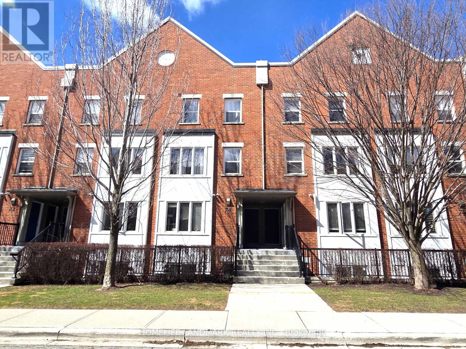 2 - 74 Munro Street, Toronto, Ontario  M4M 2S9 - Photo 2 - E13114522