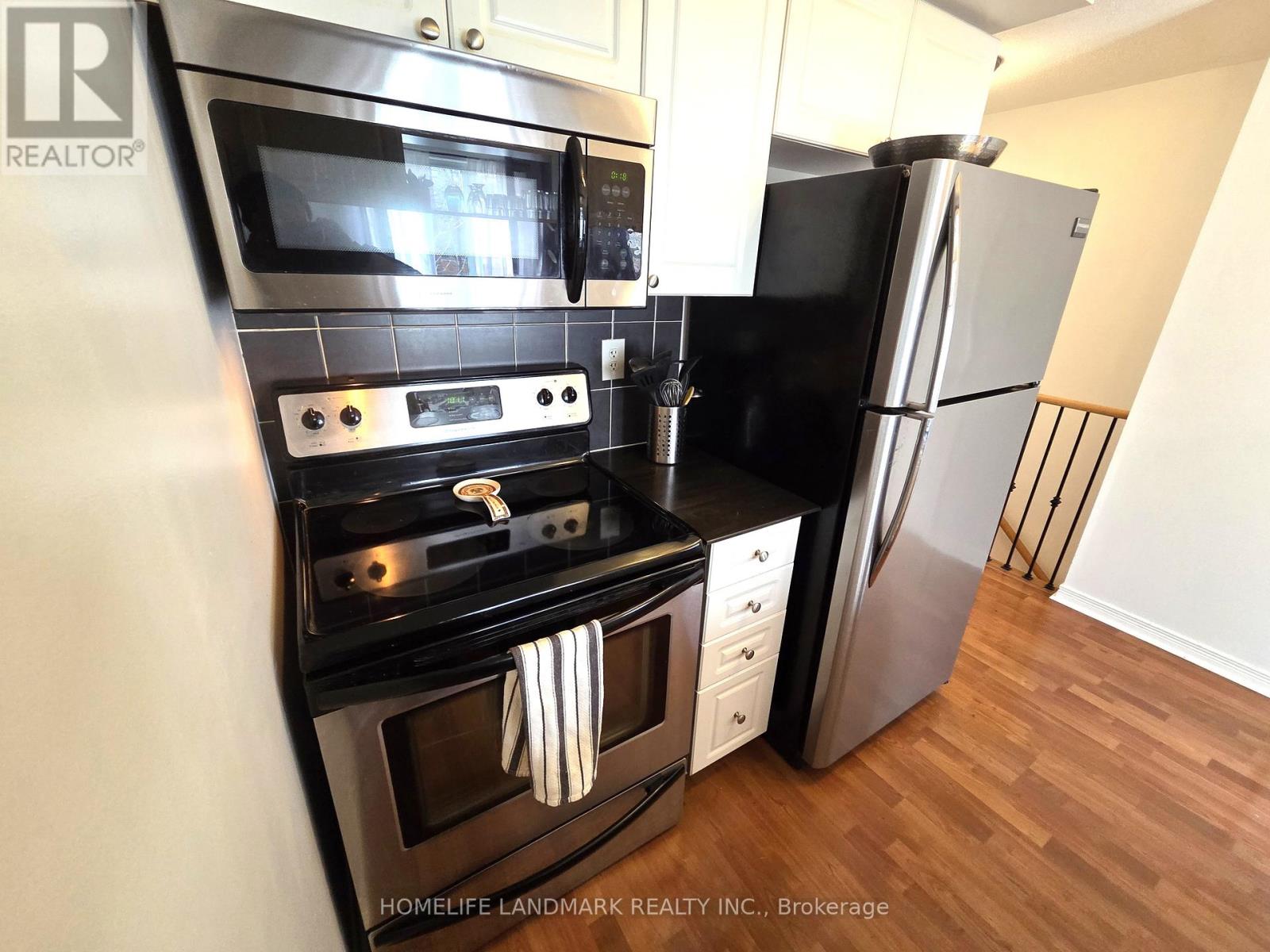 2 - 74 Munro Street, Toronto, Ontario  M4M 2S9 - Photo 9 - E13114522