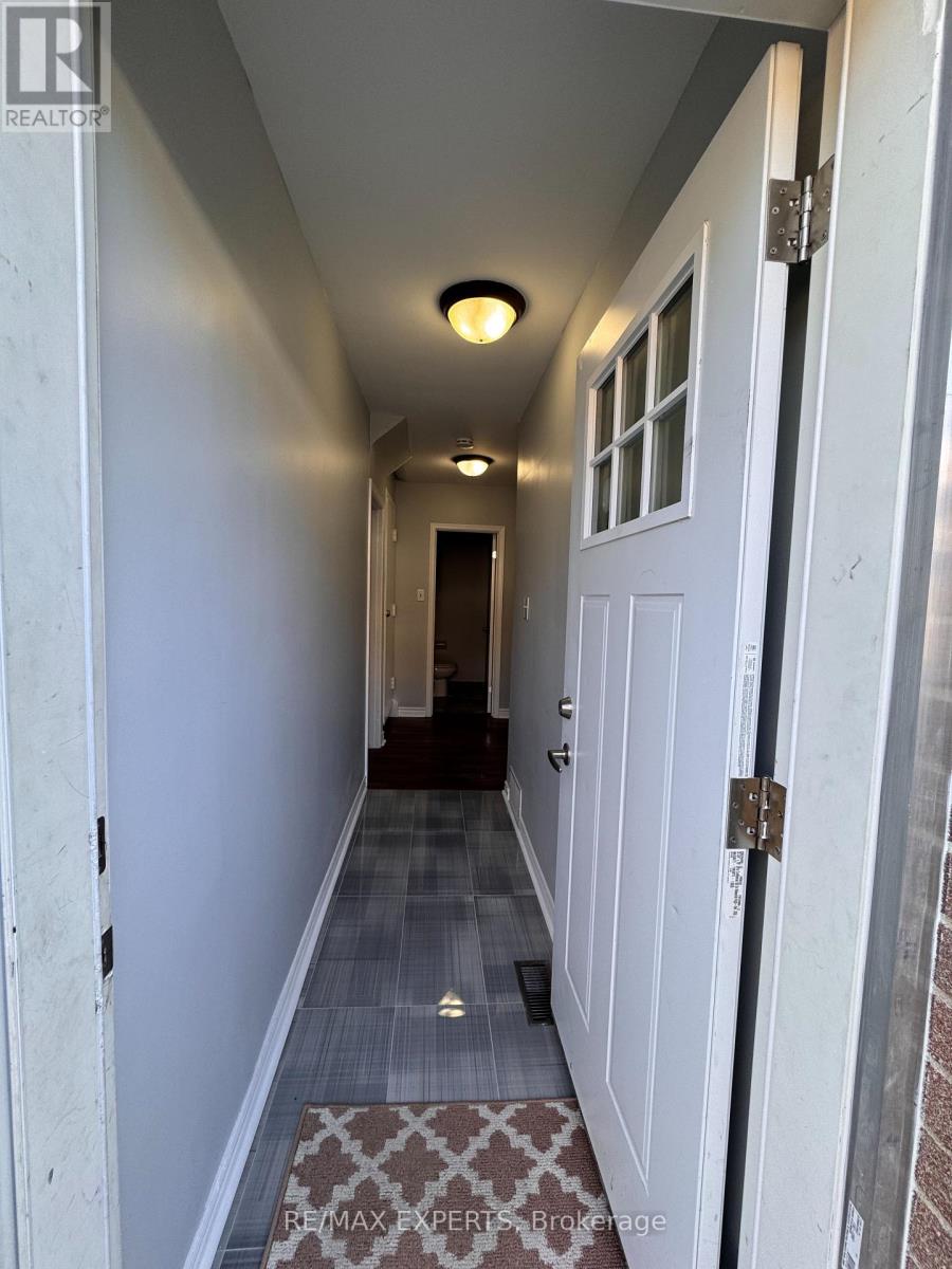 Bsmt - 95 Post Road, Brampton, Ontario  L6V 1X3 - Photo 2 - W13162388