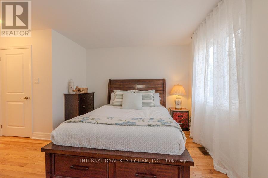 28 Camps Lane, Toronto, Ontario  M1E 0B2 - Photo 18 - E13038830