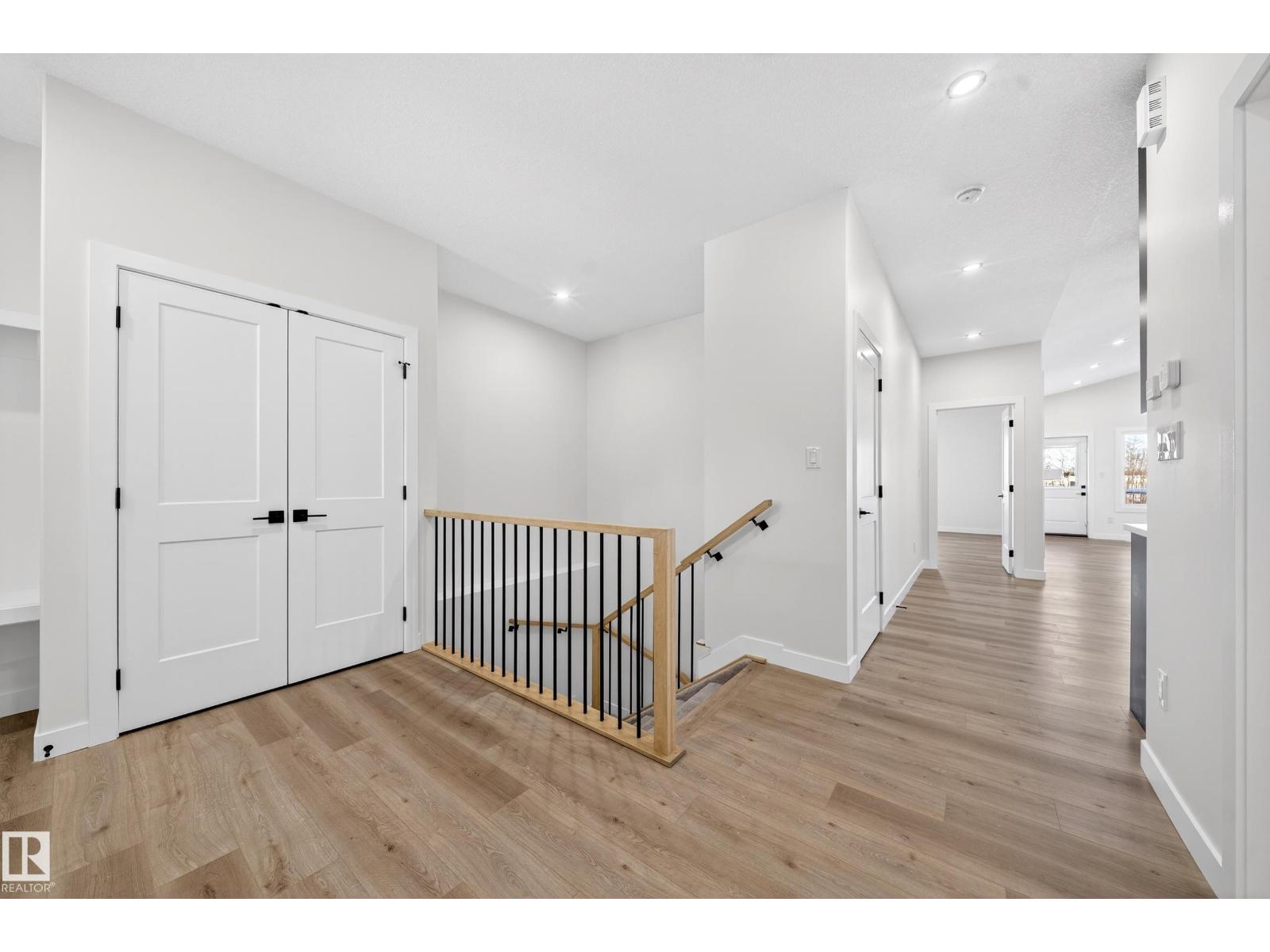 3325 Chickadee Drive NW, Edmonton, Alberta  T5V 1R5 - Photo 21 - E4476459