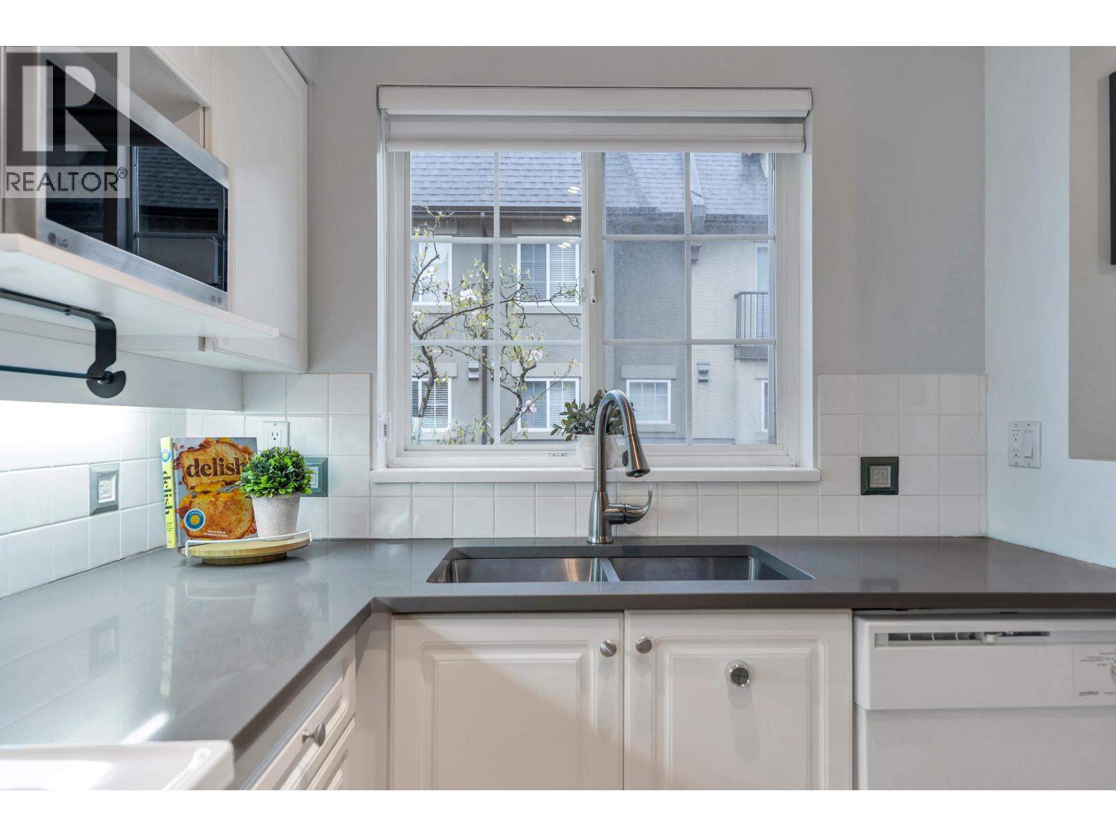 74 1561 Booth Avenue, Coquitlam, British Columbia  V3K 6Z9 - Photo 16 - R3112307