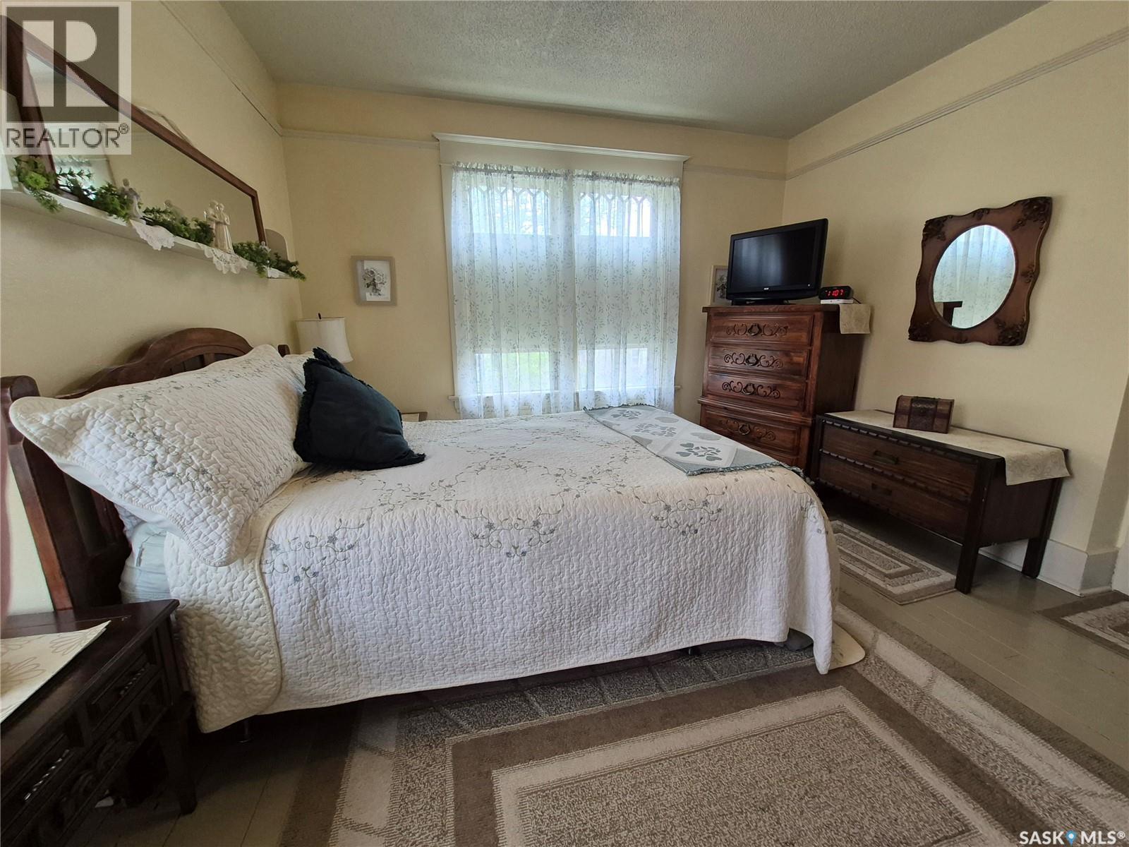 244 3rd Avenue NW, Swift Current, Saskatchewan  S9H 0S1 - Photo 32 - SK036810