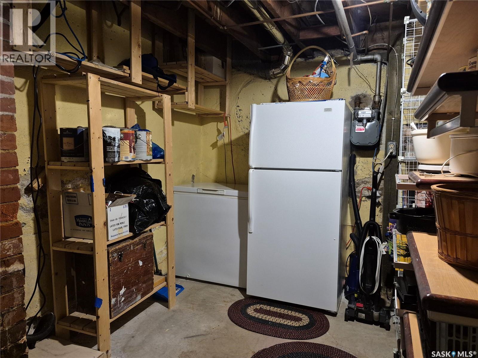 244 3rd Avenue NW, Swift Current, Saskatchewan  S9H 0S1 - Photo 35 - SK036810