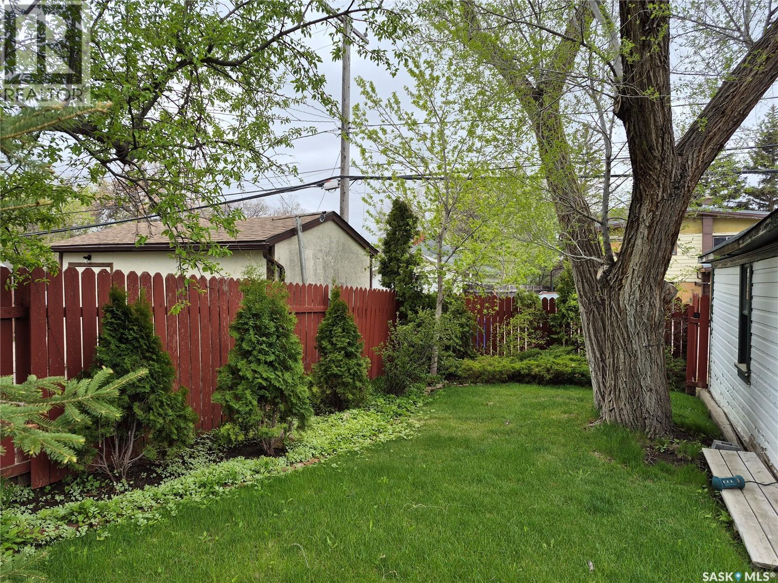 244 3rd Avenue NW, Swift Current, Saskatchewan  S9H 0S1 - Photo 41 - SK036810