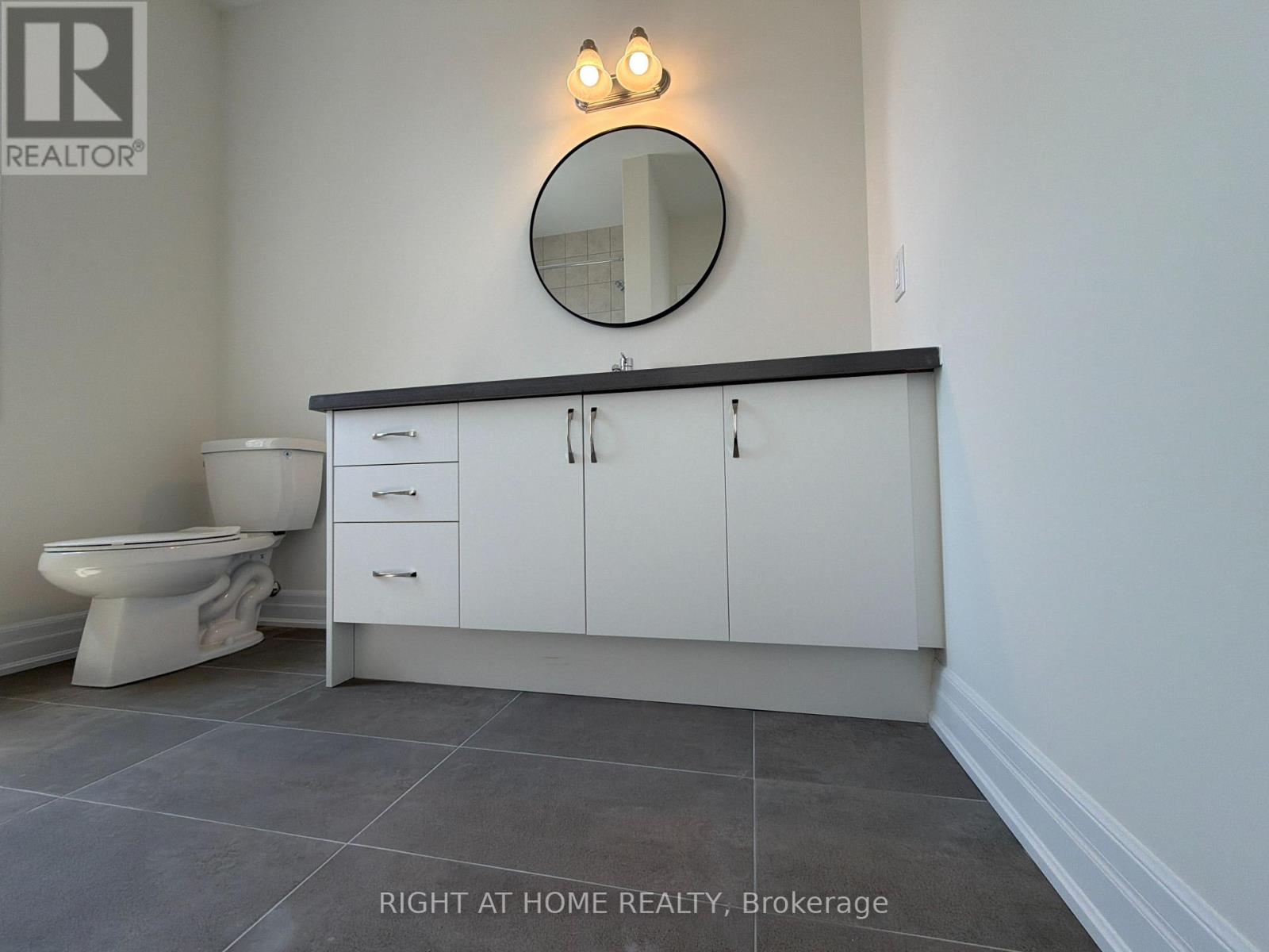 2127 Binbrook Drive, Oshawa, Ontario  L1L 0W6 - Photo 47 - E13167776
