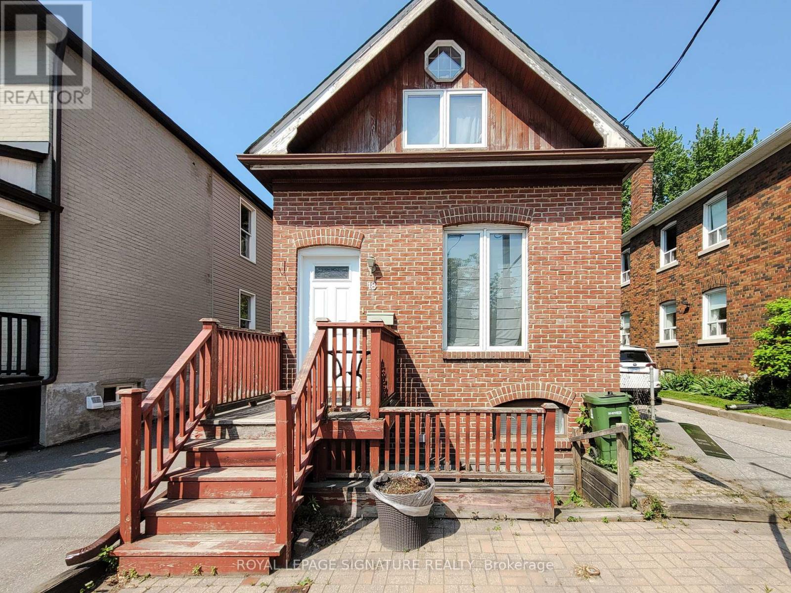 Lower - 18 Coxwell Avenue, Toronto, Ontario  M4L 3A7 - Photo 18 - E12898484