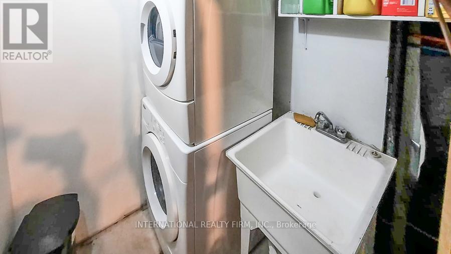 28 Camps Lane, Toronto, Ontario  M1E 0B2 - Photo 35 - E13038830