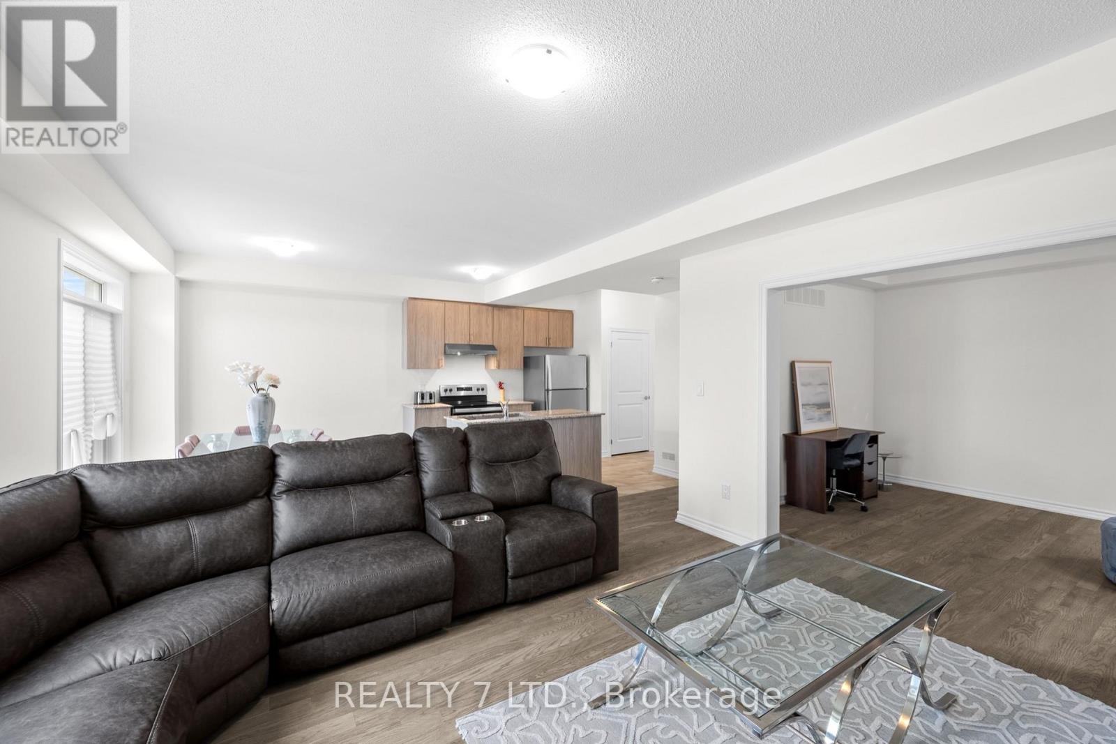 32 Hillcroft Way, Kawartha Lakes, Ontario  K0M 1A0 - Photo 19 - X13167790