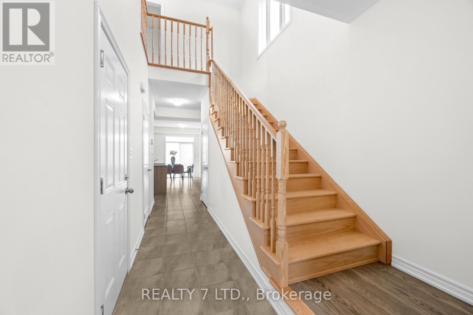 32 Hillcroft Way, Kawartha Lakes, Ontario  K0M 1A0 - Photo 8 - X13167790