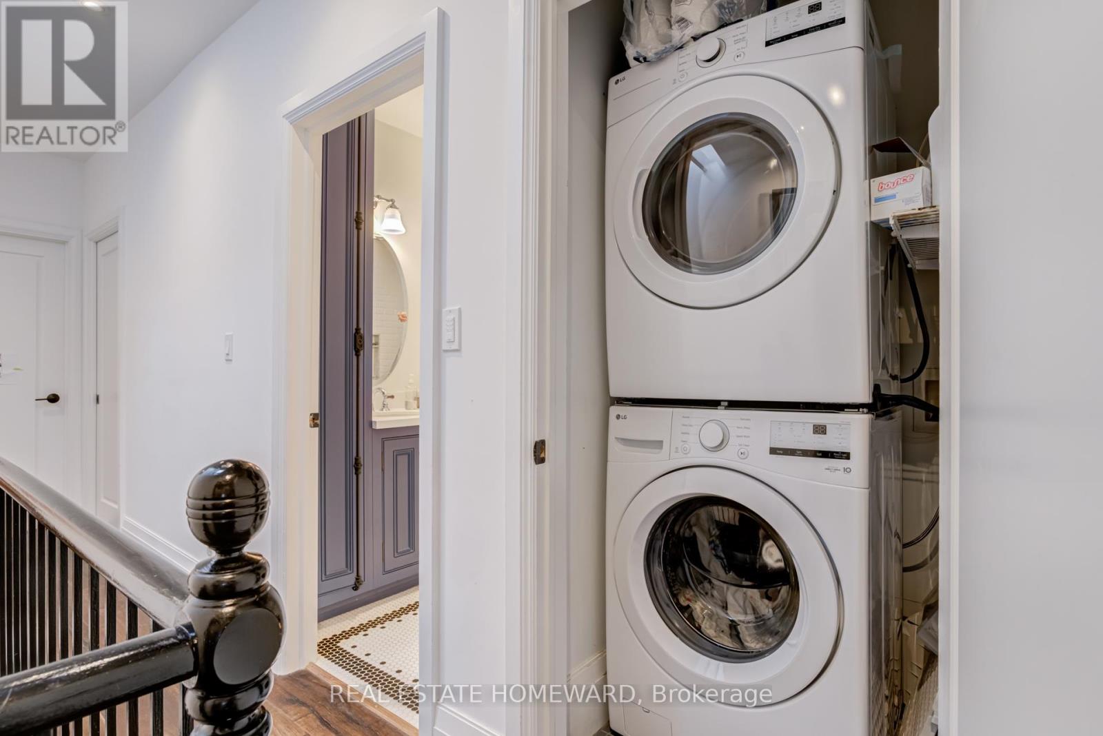 21 Sandford Avenue, Toronto, Ontario  M4L 2E6 - Photo 16 - E13167742