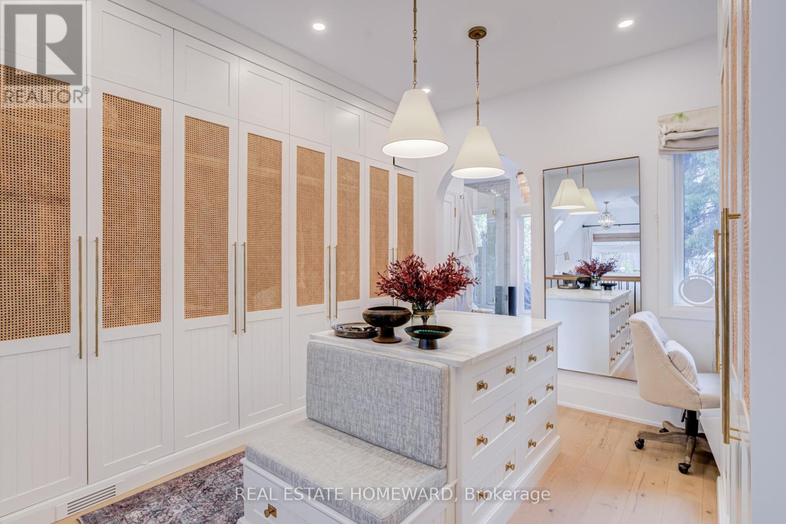 21 Sandford Avenue, Toronto, Ontario  M4L 2E6 - Photo 19 - E13167742