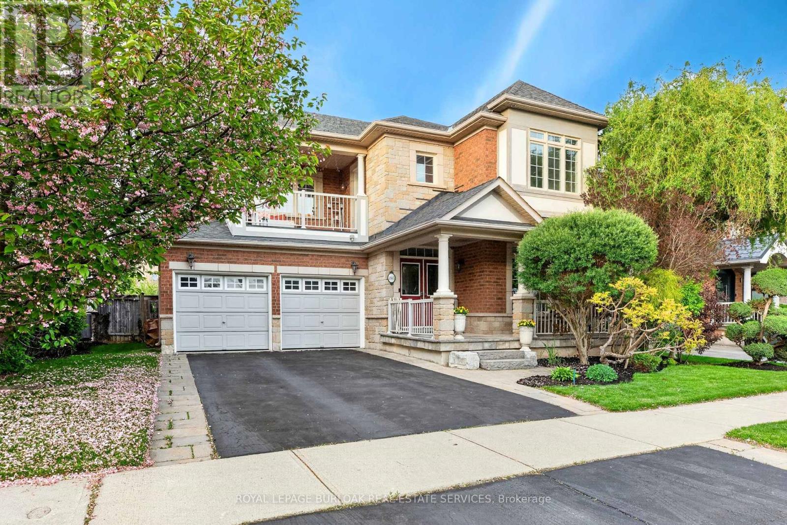 283 TURNING LEAF ROAD, Oakville, Ontario