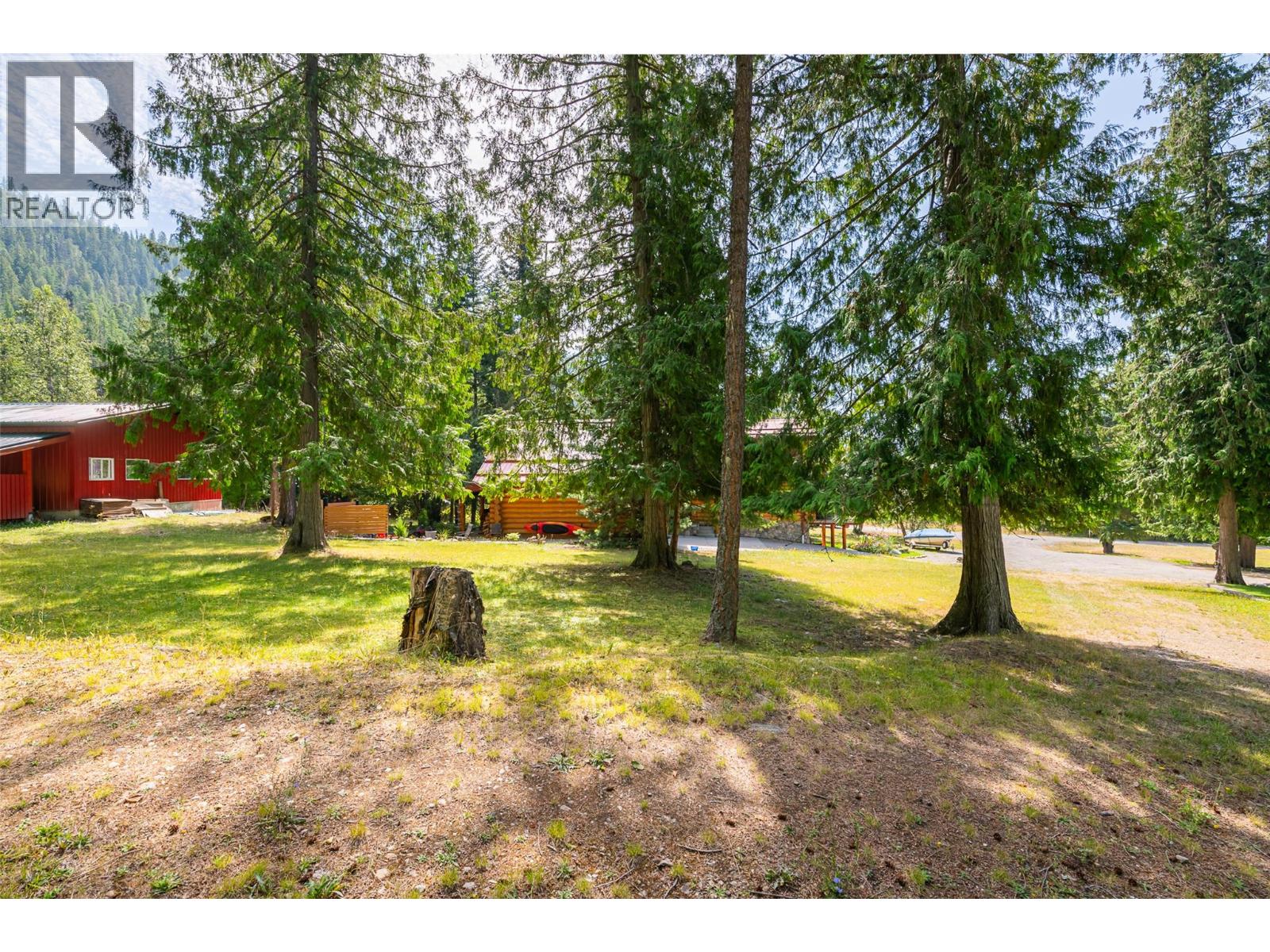 14304 Maia Lane, Gray Creek, British Columbia  V0B 1S0 - Photo 5 - 10362557
