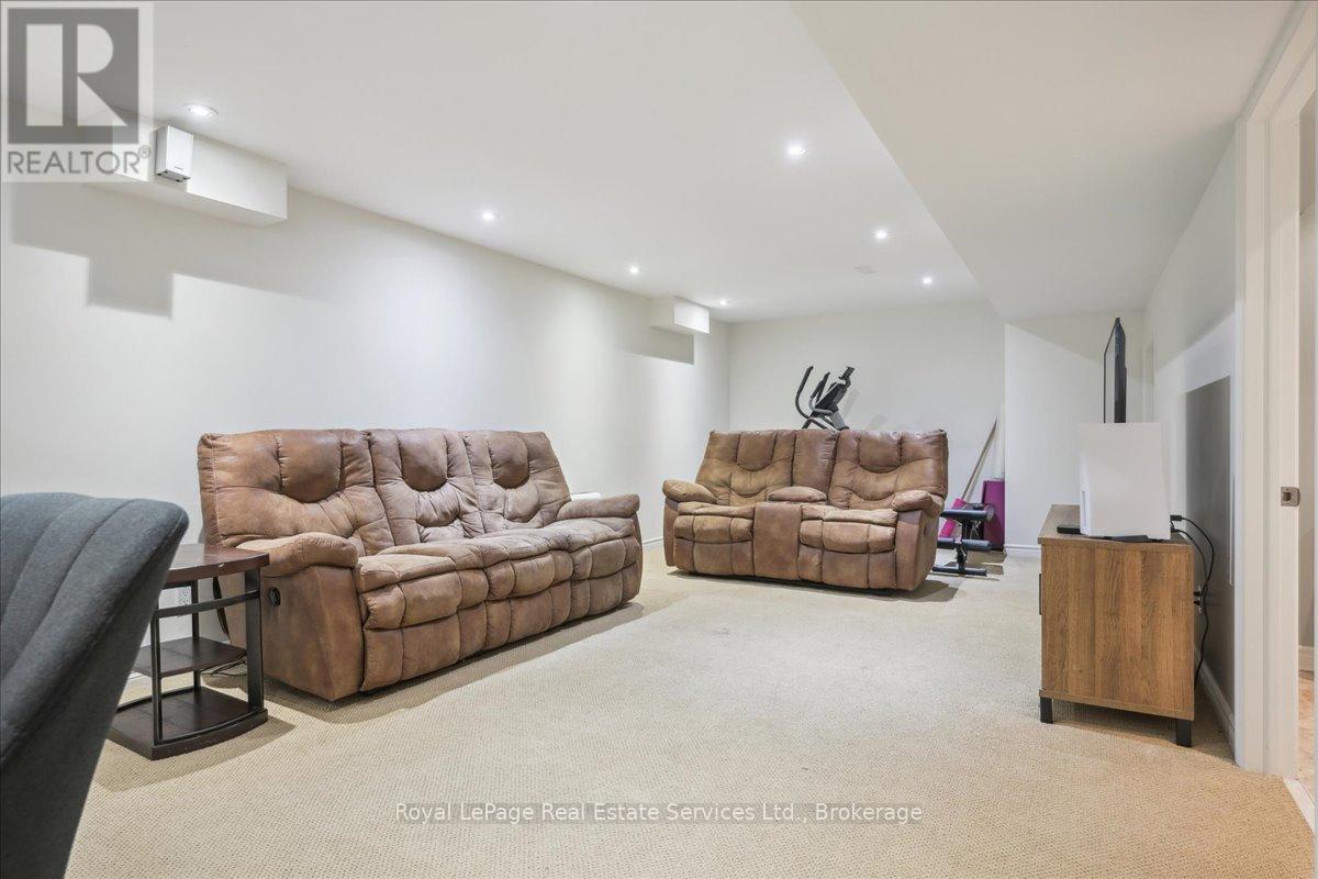4737 Deforest Crescent, Burlington, Ontario  L7M 0K1 - Photo 35 - W13167812
