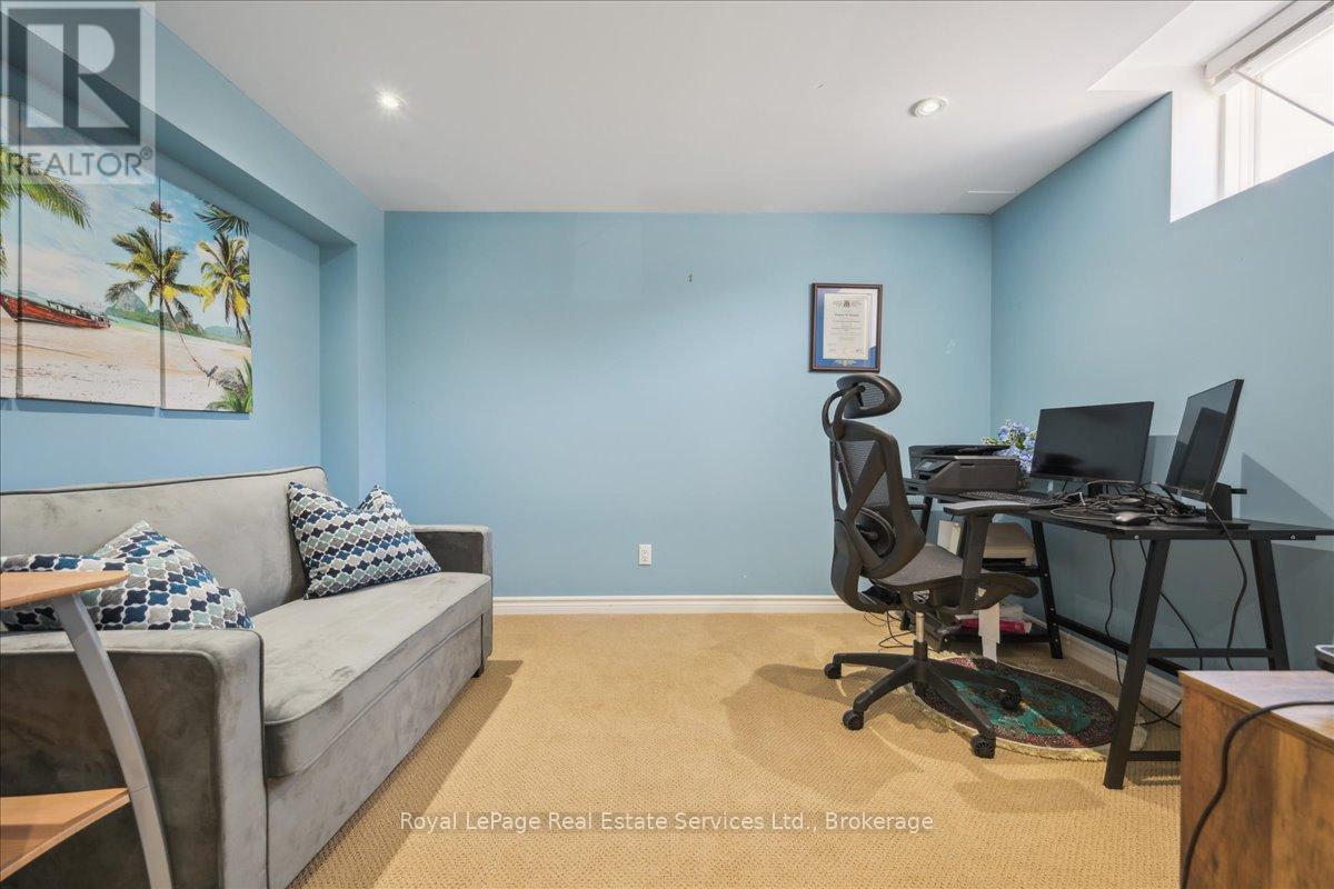 4737 Deforest Crescent, Burlington, Ontario  L7M 0K1 - Photo 39 - W13167812