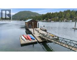 4371 FRANCIS PENINSULA ROAD, Madeira Park, British Columbia