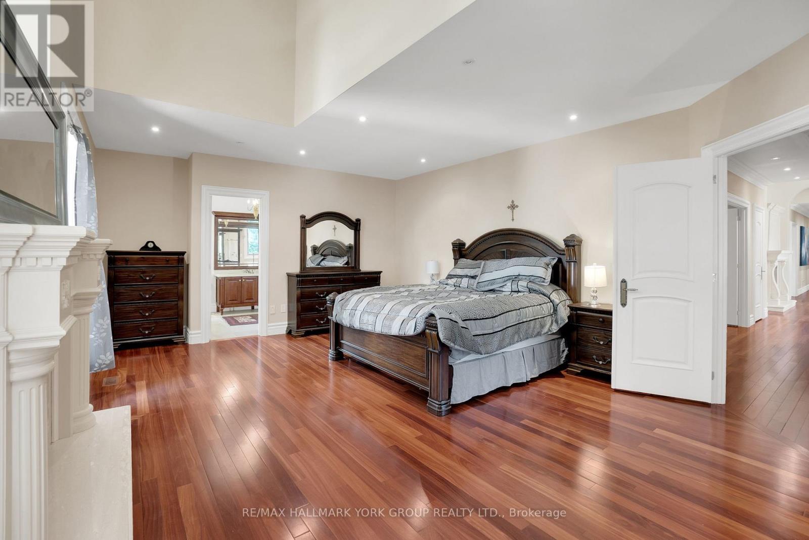 2 Kingswood Drive, King, Ontario  L7B 1K8 - Photo 13 - N13083308