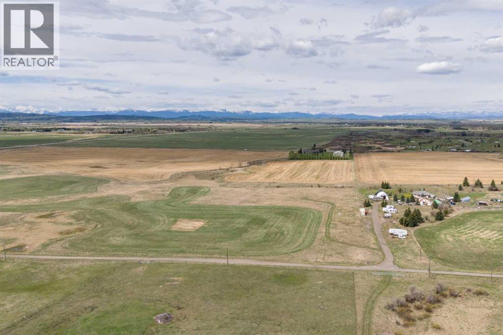 33333 Township Road 241, Rural Rocky View County, Alberta  T3Z 2Y6 - Photo 11 - A2287497