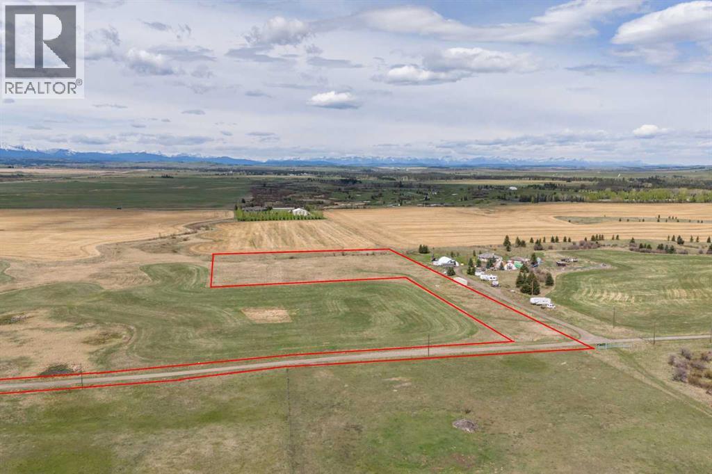 33333 Township Road 241, Rural Rocky View County, Alberta  T3Z 2Y6 - Photo 2 - A2287497