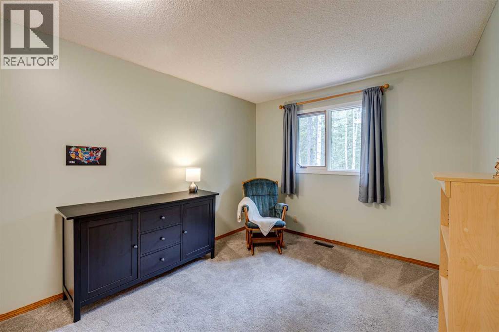 41 Elk Valley Crescent, Bragg Creek, Alberta  T0L 0K0 - Photo 32 - A2310614