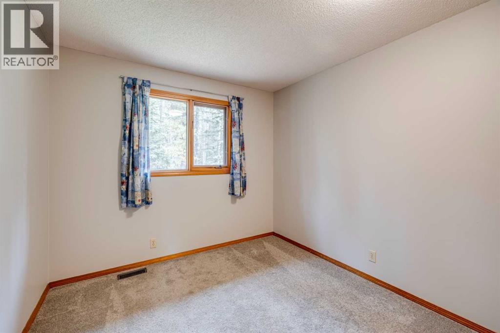 41 Elk Valley Crescent, Bragg Creek, Alberta  T0L 0K0 - Photo 30 - A2310614