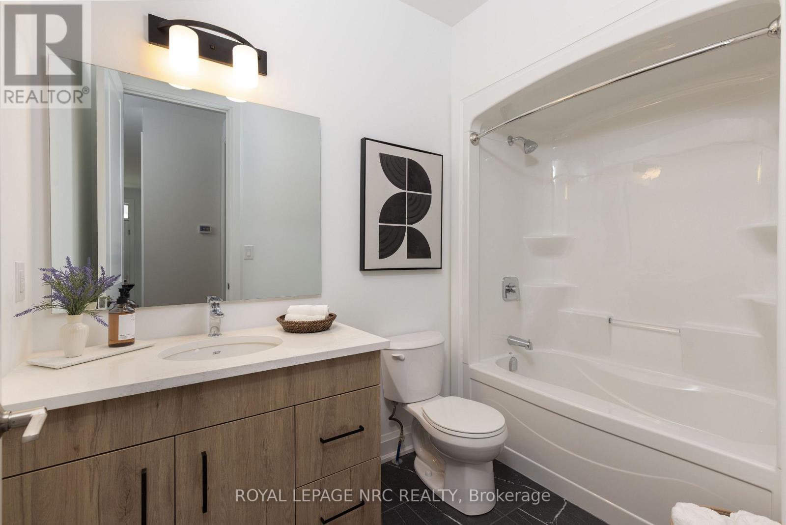 70 C - 586 Seneca Drive, Fort Erie, Ontario  L2A 1C2 - Photo 10 - X12973660