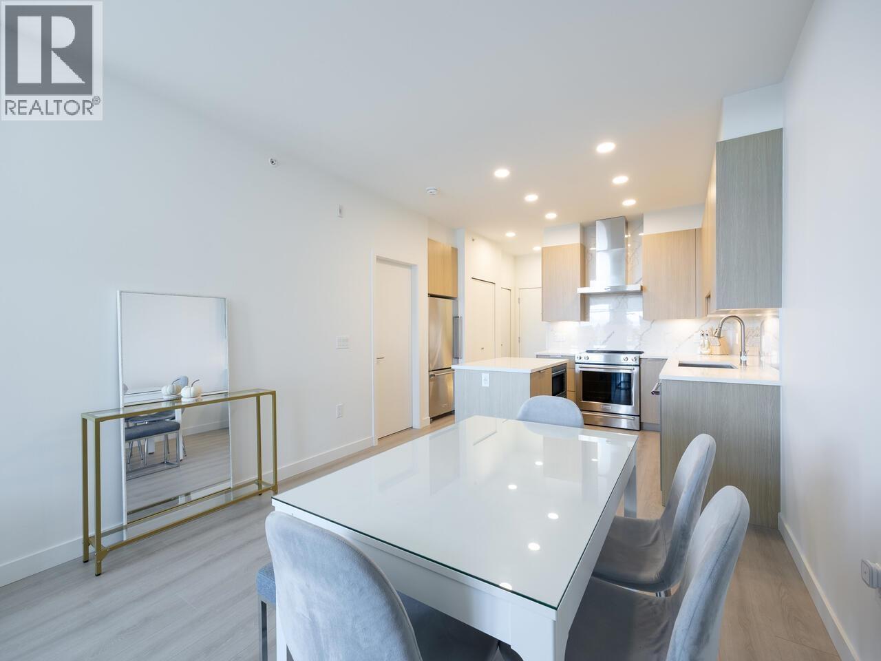 406 7799 17th Street, Burnaby, British Columbia  V3N 0J5 - Photo 9 - R3109641