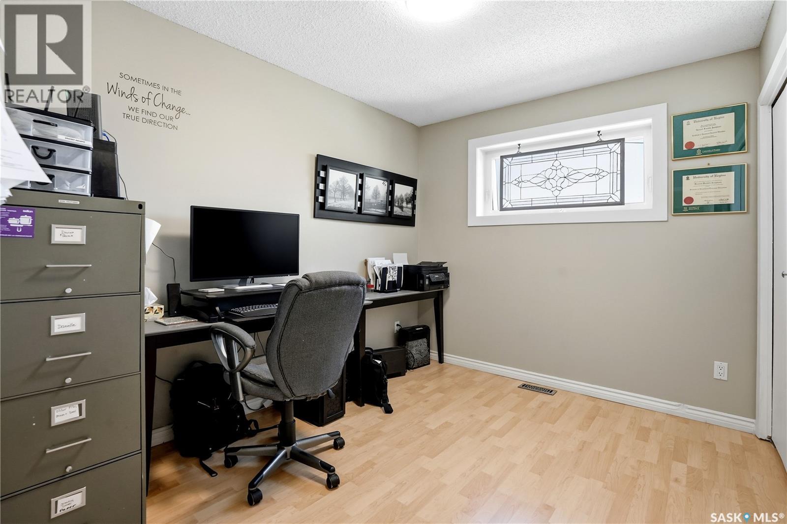 303 Currie Crescent, Strasbourg, Saskatchewan  S0G 4V0 - Photo 20 - SK036828