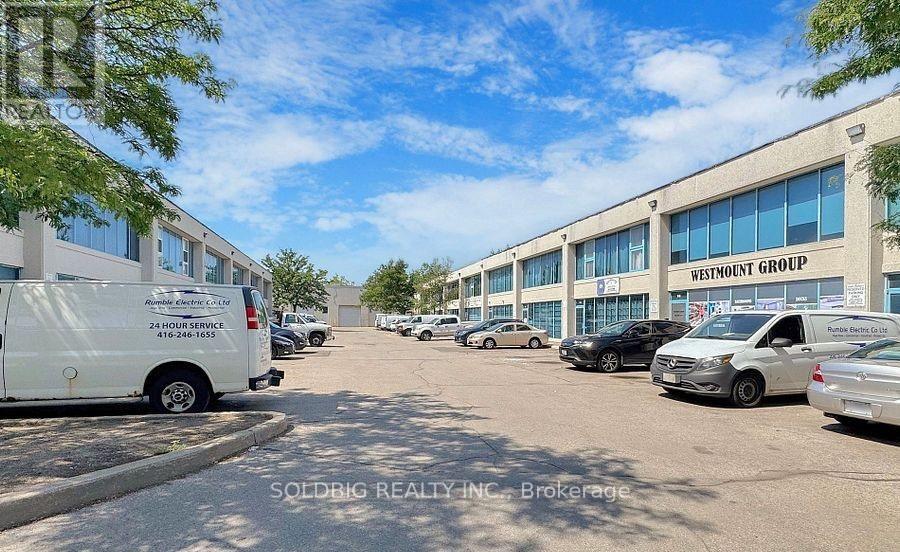 21 - 130 INDUSTRY STREET, Toronto, Ontario