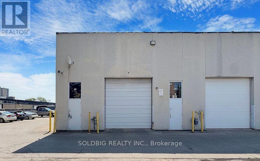 21 - 130 Industry Street, Toronto, Ontario  M6M 5G3 - Photo 3 - W13167838