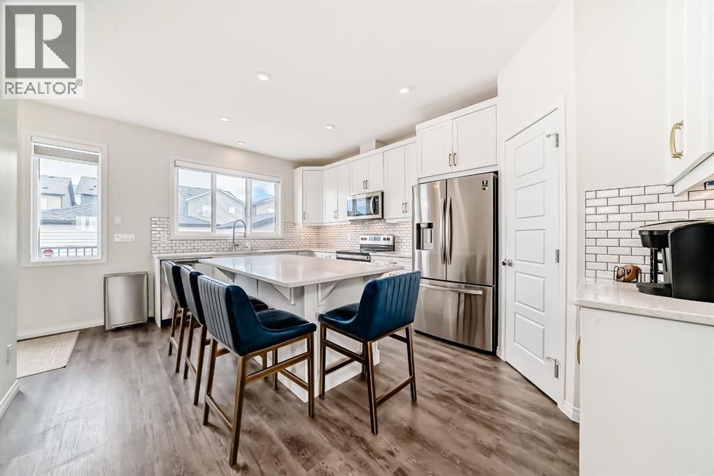 115 Homestead Drive NE, Calgary, Alberta  T3J 2G8 - Photo 4 - A2294217