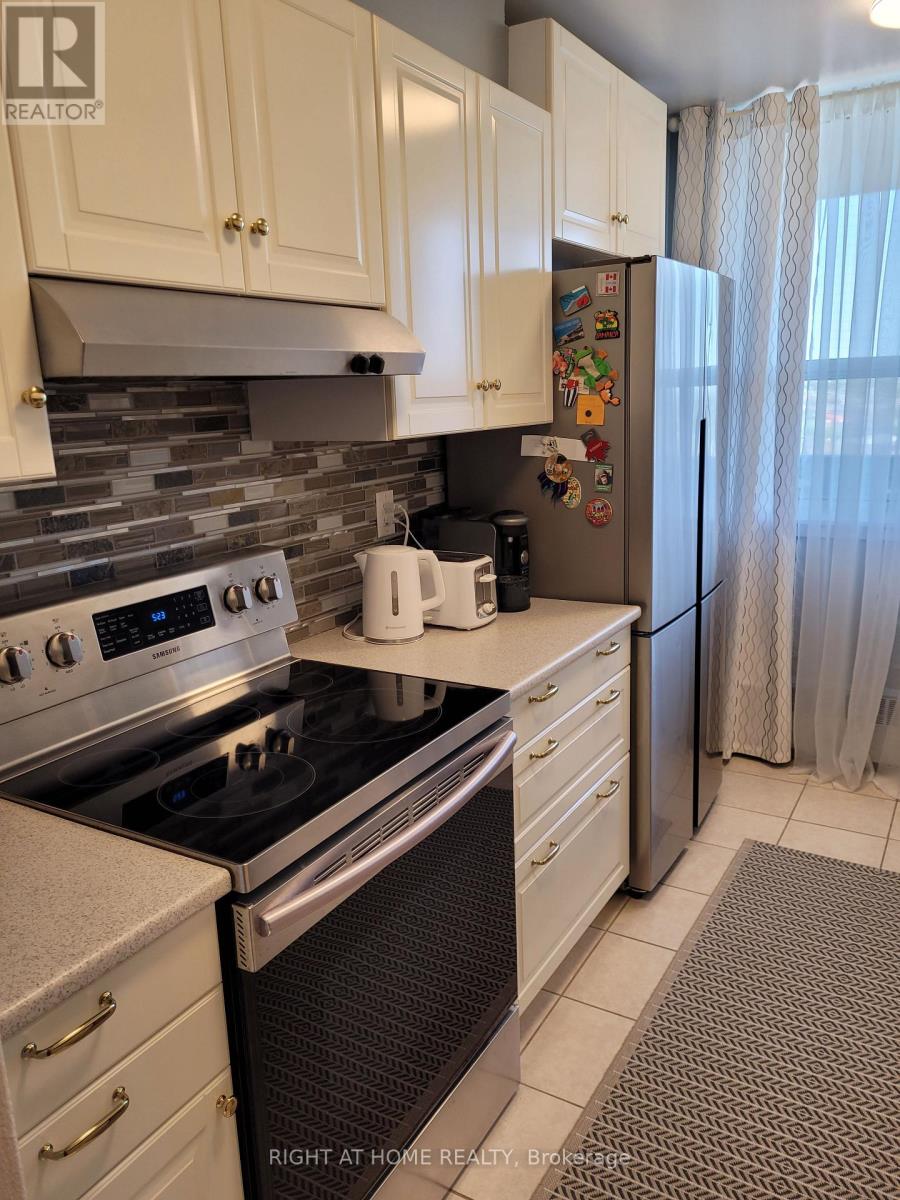 1001 - 235 Grandravine Drive, Toronto, Ontario  M3N 1J2 - Photo 13 - W13123594