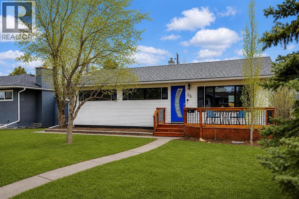 26 Galway Crescent Sw, Calgary, Alberta  T3E 4Y3 - Photo 4 - A2312735