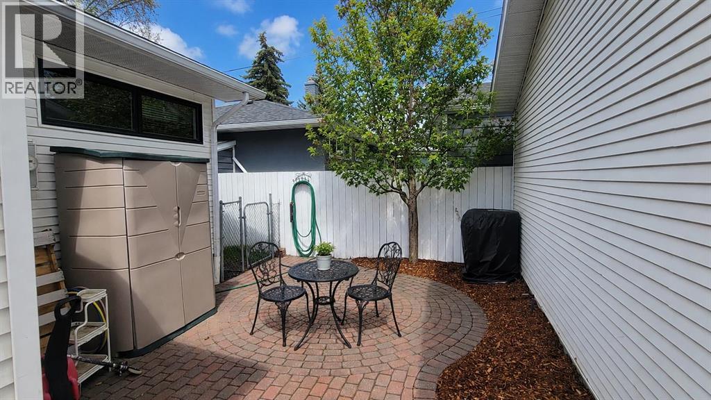 26 Galway Crescent Sw, Calgary, Alberta  T3E 4Y3 - Photo 42 - A2312735